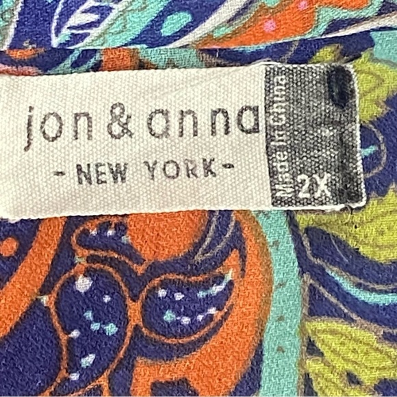 Jon & Anna New York Floral Chiffon Faux Button Front Blouse - Picture 5 of 6